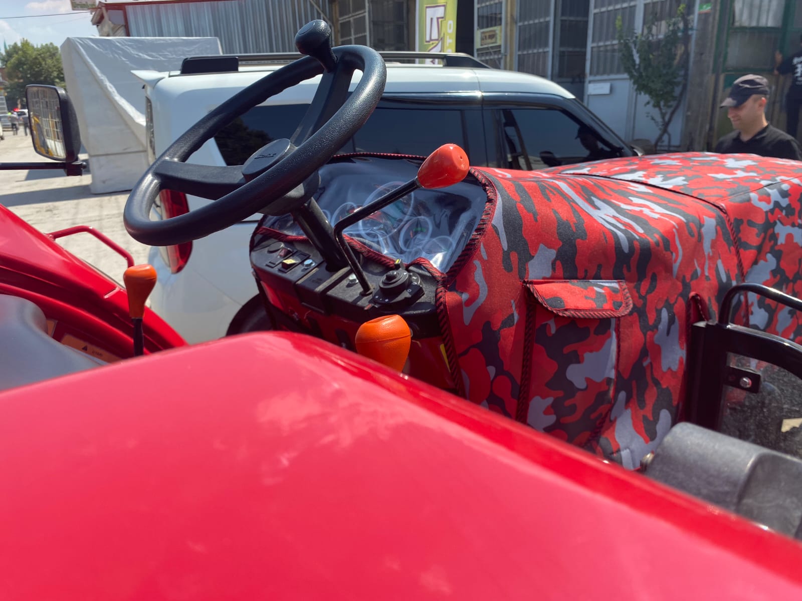 SOLIS 75 TRAKTÖR KILIFI