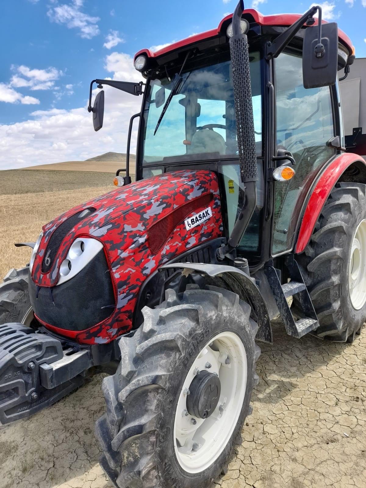 Başak 2060 Traktör Kılıfı – Su Geçirmez, Güneş Dayanımlı, Tam Koruma Brandası