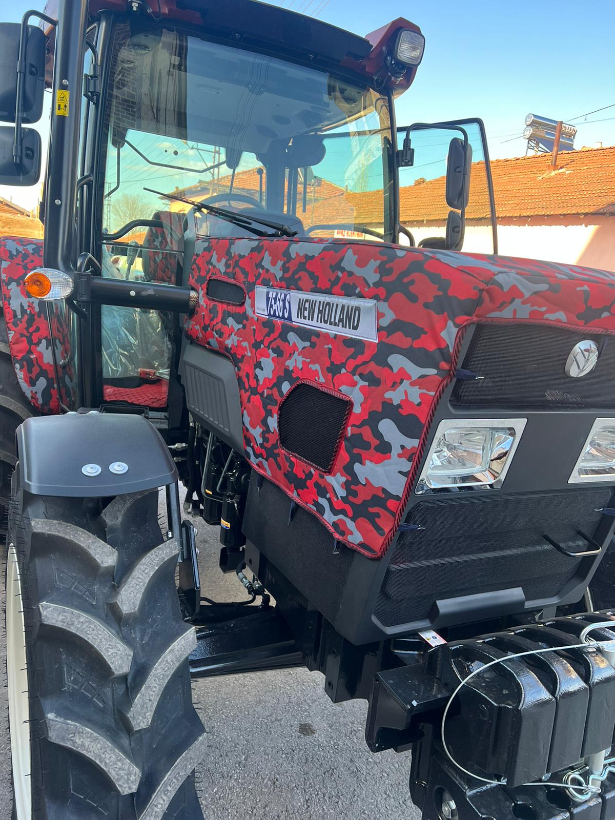 New Holland 75-66 Nostalji Traktör Kılıfı – Su Geçirmez, UV Korumalı Branda