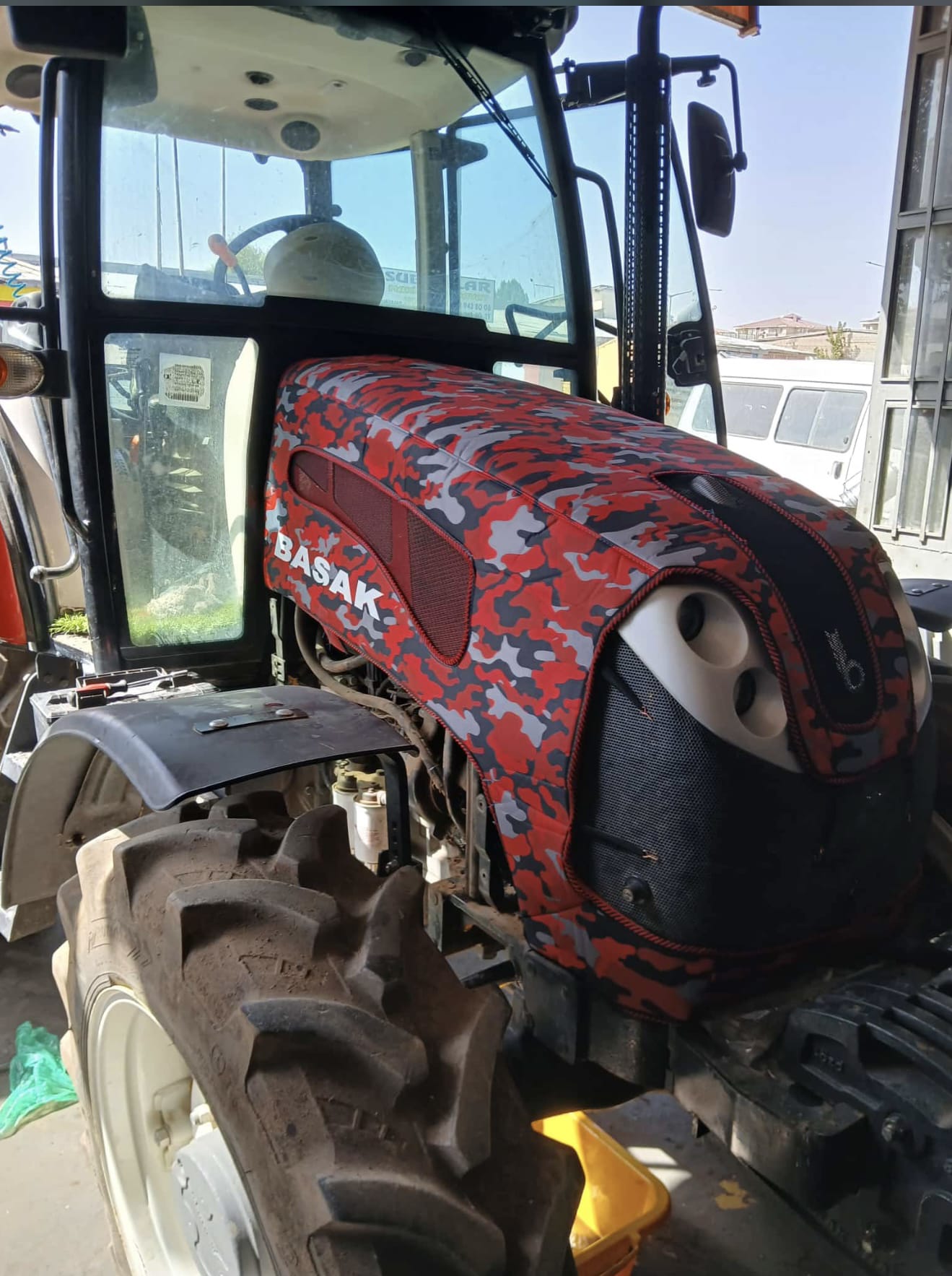 Başak 2090 Traktör Kılıfı