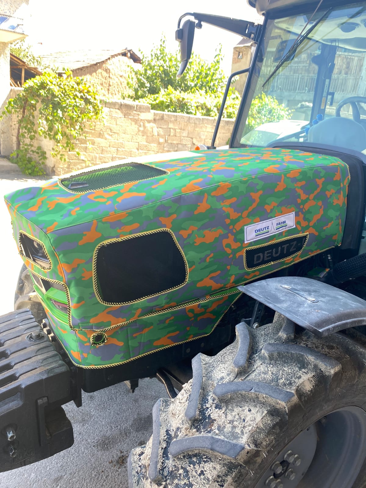 DEUTZ-FAHR 4080 – 4090 – 4100 TRAKTÖR KILIFI